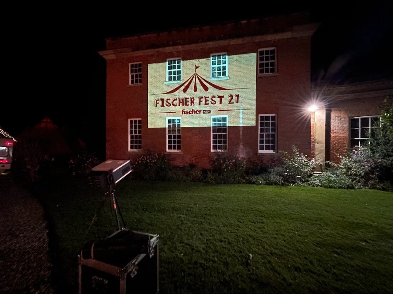 projection advertising at events